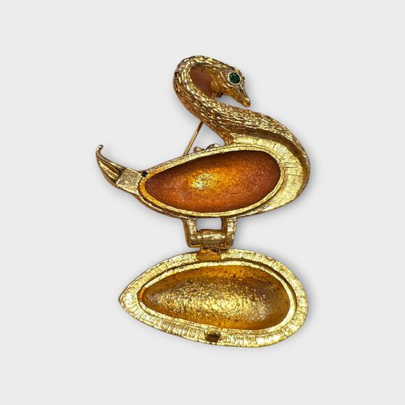 Vintage Swan Locket Brooch - Picture 3 of 3